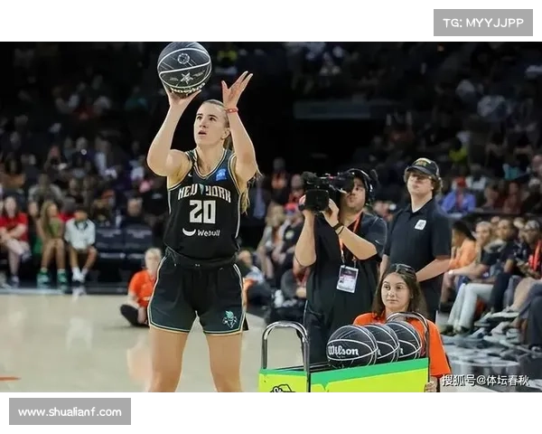 WNBA常规赛约内斯库晚安庆祝动作走红社交媒体掀起模仿热潮