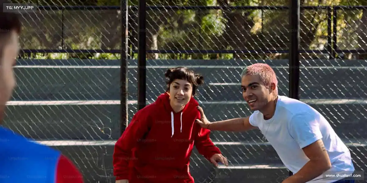 球速体育APP——🏊🏄障碍游泳，劈波斩浪！